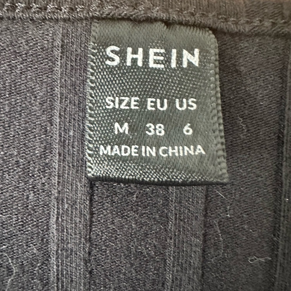 SHEIN Elegant Black Garment
